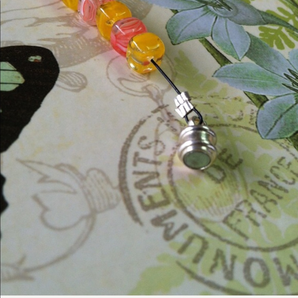 Marigold Magnetic Bracelet - Picture 5 of 8